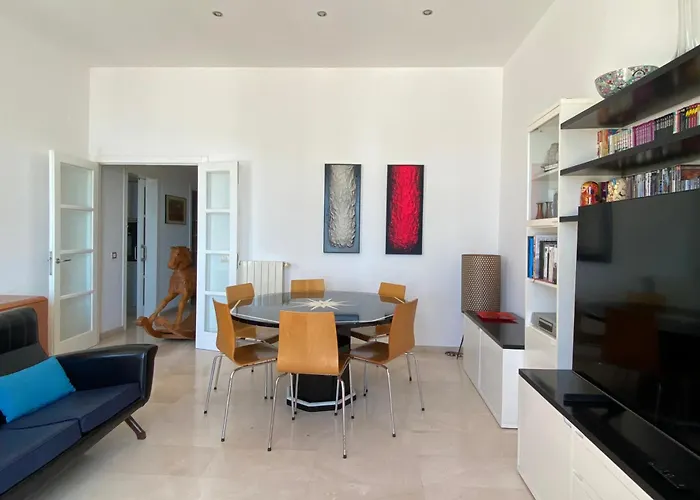 דירה Exclusive Beachfront Haven In Costa Brava יורט דה מאר