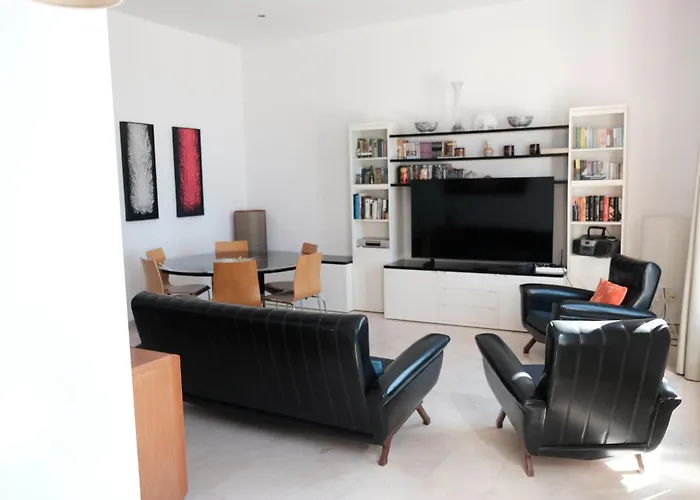 Lejlighed Exclusive Beachfront Haven In Costa Brava Lloret de Mar